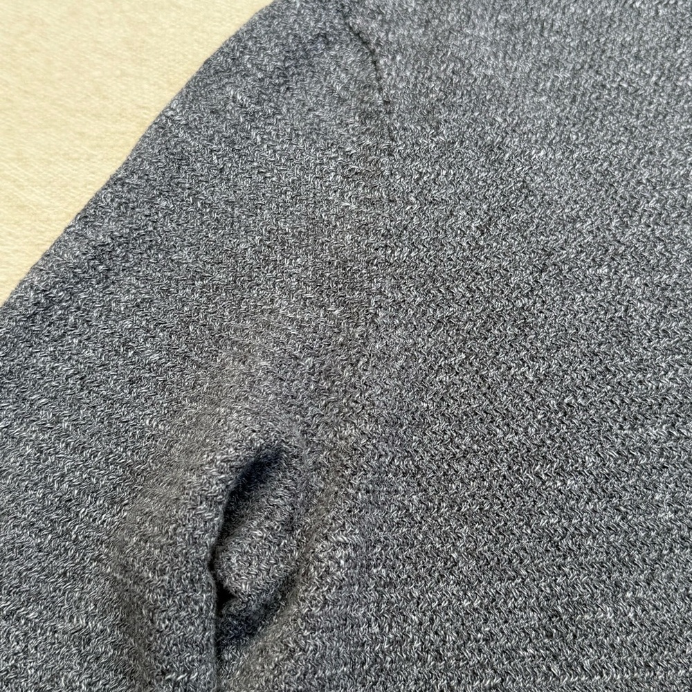 Banana Republic Heathered Gray Crewneck Sweater - Picture 5 of 6